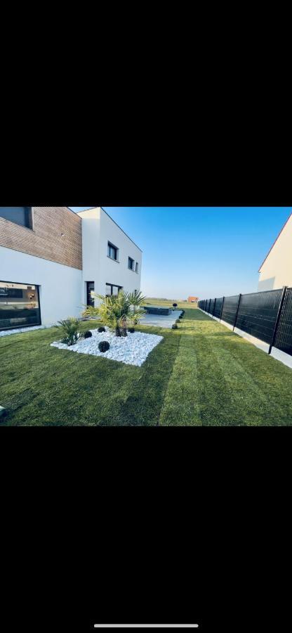 Magnifique Villa Avec Jaccuzi Wimille Luaran gambar